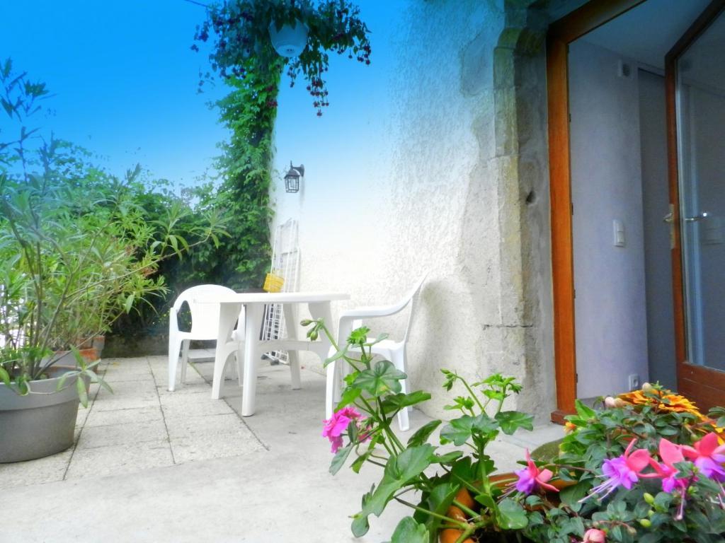 Gite Les Platanes Sainte-Helene-du-Lac Номер фото